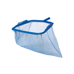 Tiefen-Laubkescher mit blauem Kunststoffrahmen und feinem, tiefem Netzbeutel. Das Kescher-Modell ist freigestellt auf transparentem Hintergrund und besitzt eine Aufnahme zur Befestigung an einer Teleskopstange.